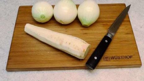 суп горячий холодец