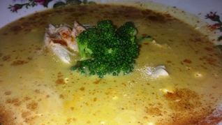 Крем-суп из брокколи и плавленого сыра