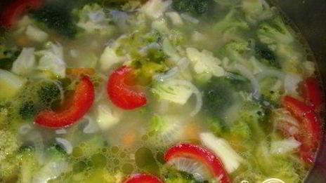 крем-суп из брокколи и плавленого сыра