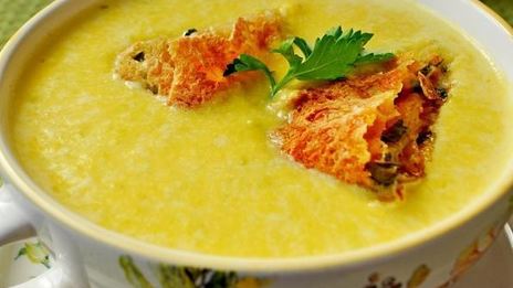 крем-суп из тыквы с сырными рулетами
