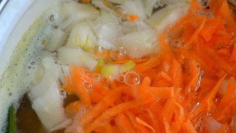 крем-суп с рыбными консервами