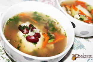 Куриный суп с фасолью