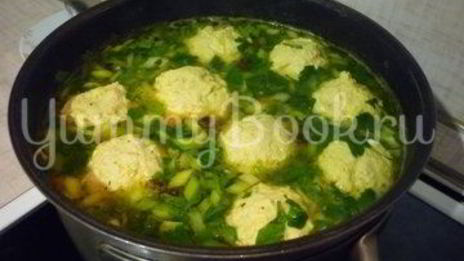 легкий супчик с куриными фрикадельками