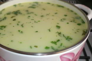 Летний суп из цветной капусты с молоком