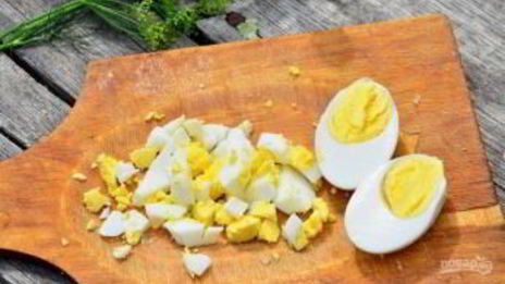 окрошка классическая с колбасой на квасе