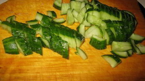 окрошка на кефире классическая с колбасой