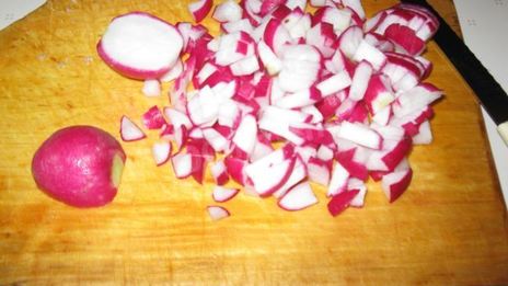 окрошка на кефире классическая с колбасой