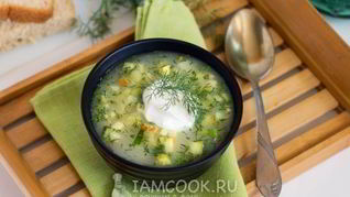 Окрошка с адыгейским сыром и морковью