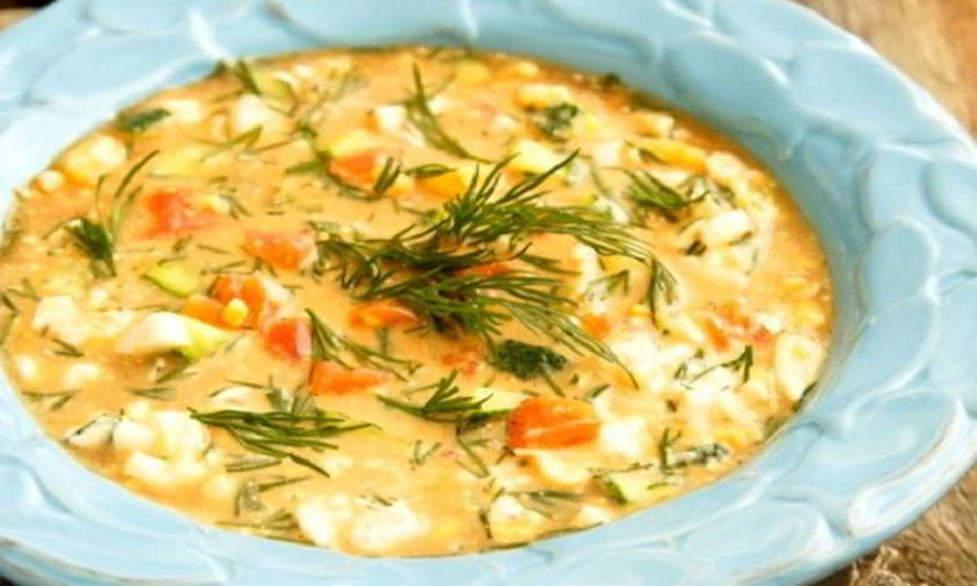 Рецепт окрошка с копченым лососем