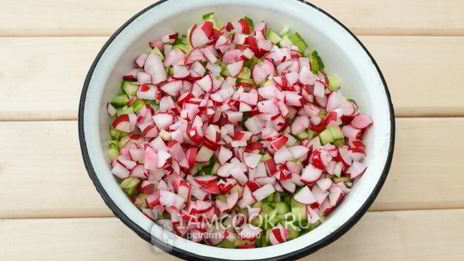 окрошка с крабовыми палочками