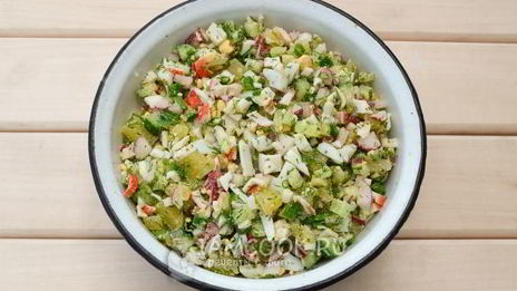 окрошка с крабовыми палочками