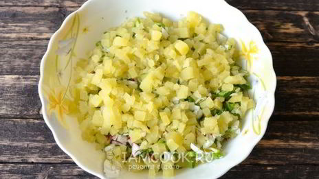 окрошка с редиской на квасе