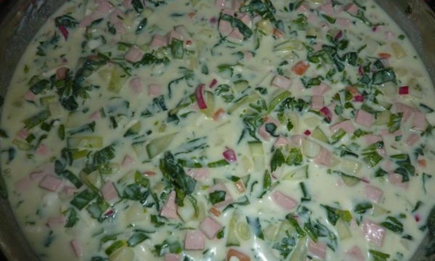 Рецепт окрошка с редисом и шпинатом