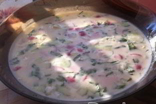 Окрошка с сельдереем на кефире