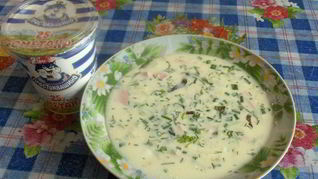 Овощная окрошка на кефире