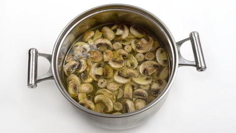 острый куриный суп