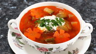 Быстрый овощной суп со свининой