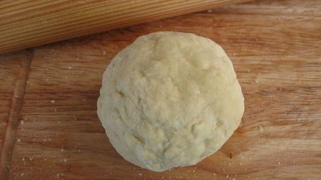 итальянский овощной суп с пастой и зеленым горошком