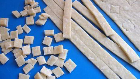 итальянский овощной суп с пастой и зеленым горошком