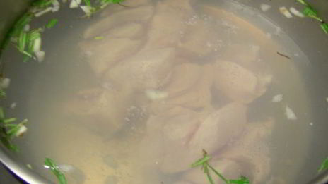 куриный суп с запеченными овощами и розмарином