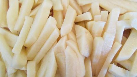 куриный суп с зеленым горошком и овощами