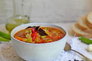 Легкий летний овощной суп