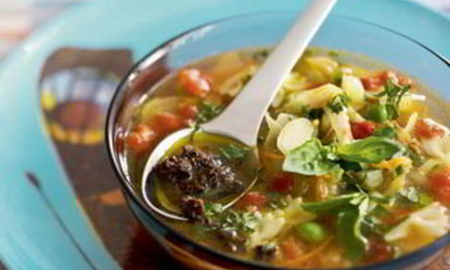 Рецепт минестроне с тапенадой из маслин