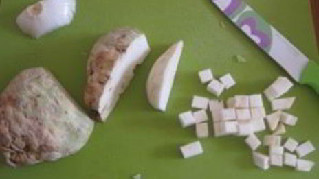 овощной крем-суп с сухариками