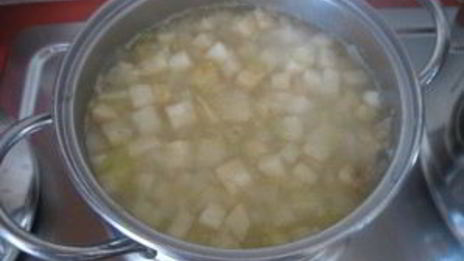 овощной крем-суп с сухариками