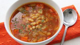Овощной суп с фасолью
