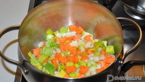 овощной суп с луком-пореем