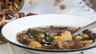 Овощной суп с вешенками