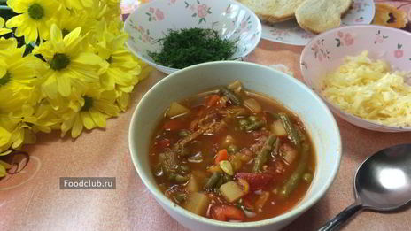 суп минестроне с беконом и стручковой фасолью