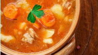 Суп овощной с мясом в горшочке