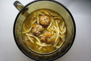 Суп с вермишелью, овощами и фрикадельками