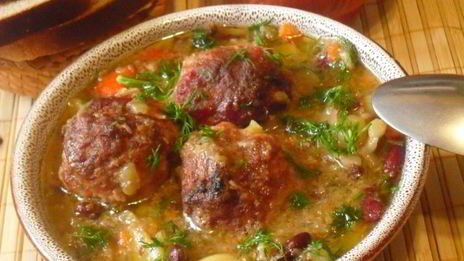 запеченный овощной суп с мясными фрикаделями