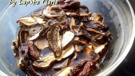 грибная похлебка с перловкой и курицей