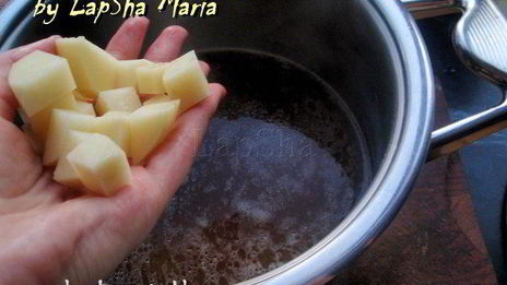 грибная похлебка с перловкой и курицей