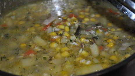 похлебка с крабами и кукурузой