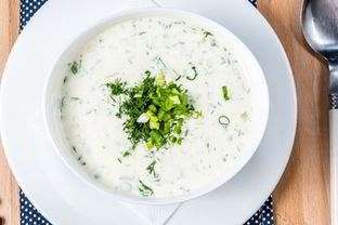 Простой летний суп с мацони