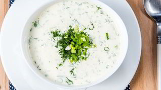 Простой летний суп с мацони