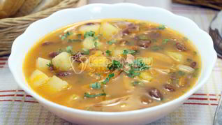 Простой вкусный суп из фасоли