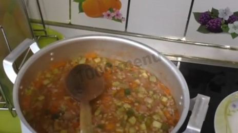 рассольник из свежих огурцов с перловкой