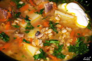 Рассольник с говядиной и перловкой