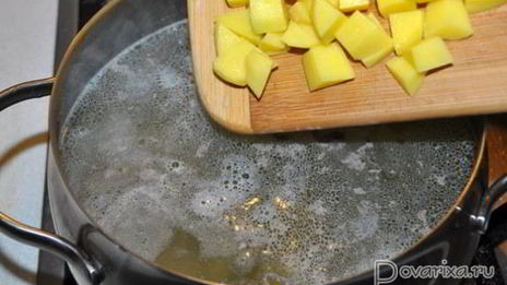 рассольник с куриными потрошками