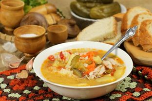 Рассольник с курицей и рисом