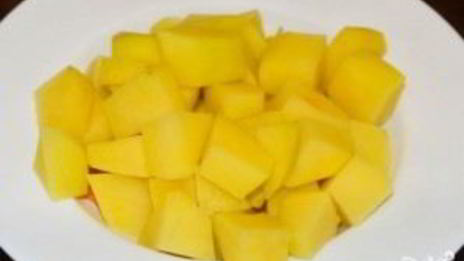 рассольник с огурцами и перловкой