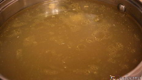 вкуснейший рассольник с шампиньонами на говяжьем бульоне