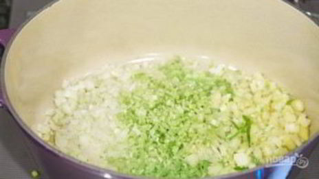 рыбный томатный суп