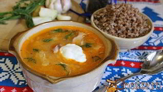 Деревенские кислые щи с гречневой кашей